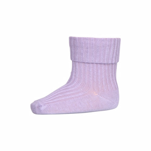 Strømper, lilla, lilla sokker, sokker, babysokker, babystrømper, lilla, lilla strømper, lilla babystrømper.