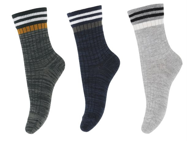 ankelstrømper, strømper, drengestrømper, sokker, ankelsokker, drengesokker, 3-pack, stribet, sort, grå, multifarvet, mørkegrøn.