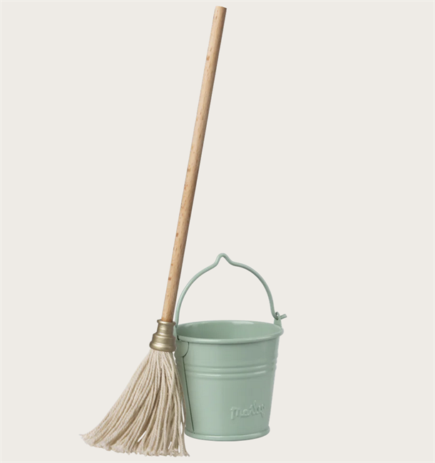 Miniature spand og moppe