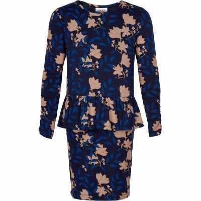 The New Melua dress, the New kjole, pige kjole, kjole pige flæser, kjole pige blomster, kjole pige fest, kjole pige hverdag, kjole med flæser, blå kjole pige, kjole langærmet, kjole langærmet blå, kjole langærmet print, kjole print pige, langærmet kjole pige, kjole langærmet print pige, festkjole, kjole todelt, kjole mønster pige