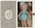Dance mouse in daybed, Little sister