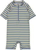 Wheat - UV dragt Cas // Bluefin stripe, Wheat badedragt, svømmedragt, UV-Dragt til drenge, UV dragt, Badetøj drenge, Stribet UV-dragt, Badetøj fra Wheat, Badetøj stribet