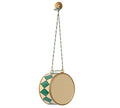 Maileg - Metal ophæng, Stor tromme - Mørk grøn