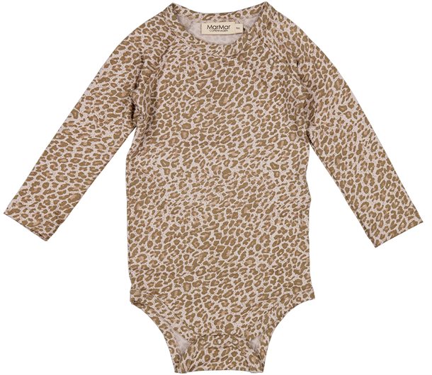 marmar body, body fra marmar, leopard body, body med leopard print, leopard body med langeærmer, langærmet body, khaki leo body, Khaki leo, pige body, body til piger, brun leopard body, beige leopard body.