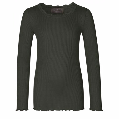 Rosemunde silke bluse, silkebluse i powder, Silk t-shirt, Navy Rosemunde silkebluse, Mørk blå silke bluse, Rosemunde mørk blå silke t-shirt, Rosemunde Bourgogne silke t-shirt, silketshirt, Rosemunde silkebluse grå