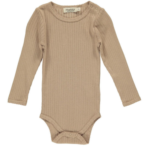 marmar leggins, marmar body, marmar t-shirt, marmar pants, marmar t shirt, t shirt pige, undertrøje pige, top pige, undertrøje marmar, top marmar, tamra marmar t shirt, tamra nougat marmar, pitti marmar, pitti nougat, benedicte marmar, benedicte body, body marmar, body nougat, body brun, unisex body, unisex marmar, caramel body marmar, caramel leggins, brune leggins børn, pige leggins, dreng leggins, leggins unisex, body lange ærmer, body korte ærmer, kortærmet body marmar, langærmet body marmar,