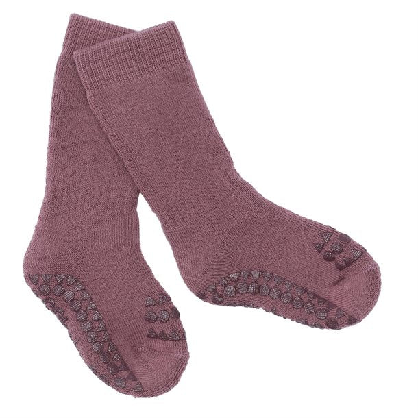GoBabyGo, Go Baby Go, Strømper, Skridsikre strømper, kravle kit, strømpebukser med skridsikker dutter,  skridsikre strømpebukser, knæbeskyttere, skridsikre strømper