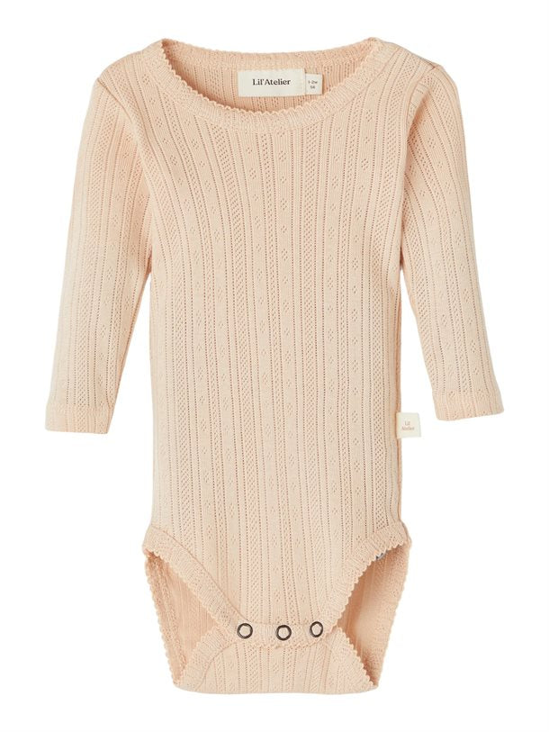 Lil Atelier Rachel Slim Body // Frappé, body, Lil Atelier, body til piger, body med flæse, flæser, bodystocking