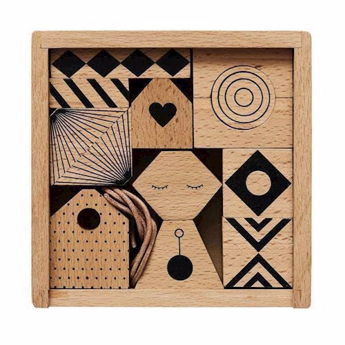 pusle spil i træ, legetøj , lædersnor, kreativt legetøj, træ legetøj, uro