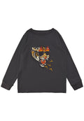 trøje fra the new, the new trøje, trøje til drenge, bluse fra the new, the new bluse, drengebluse, bluse til drenge, trøje med print, bluse med print, sort sweatshirt, sweatshirt med løve print, sweatshirt fra the new, langærmet trøje, langærmet trøje fra the new, langærmet bluse.