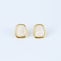 Titteboo - Rita Earrings - Pearl White